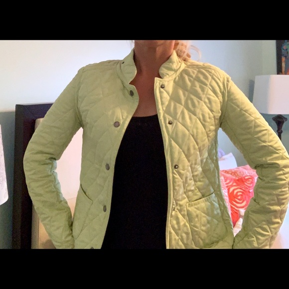 **SOLD**BURBERRY Jacket - Picture 4 of 9